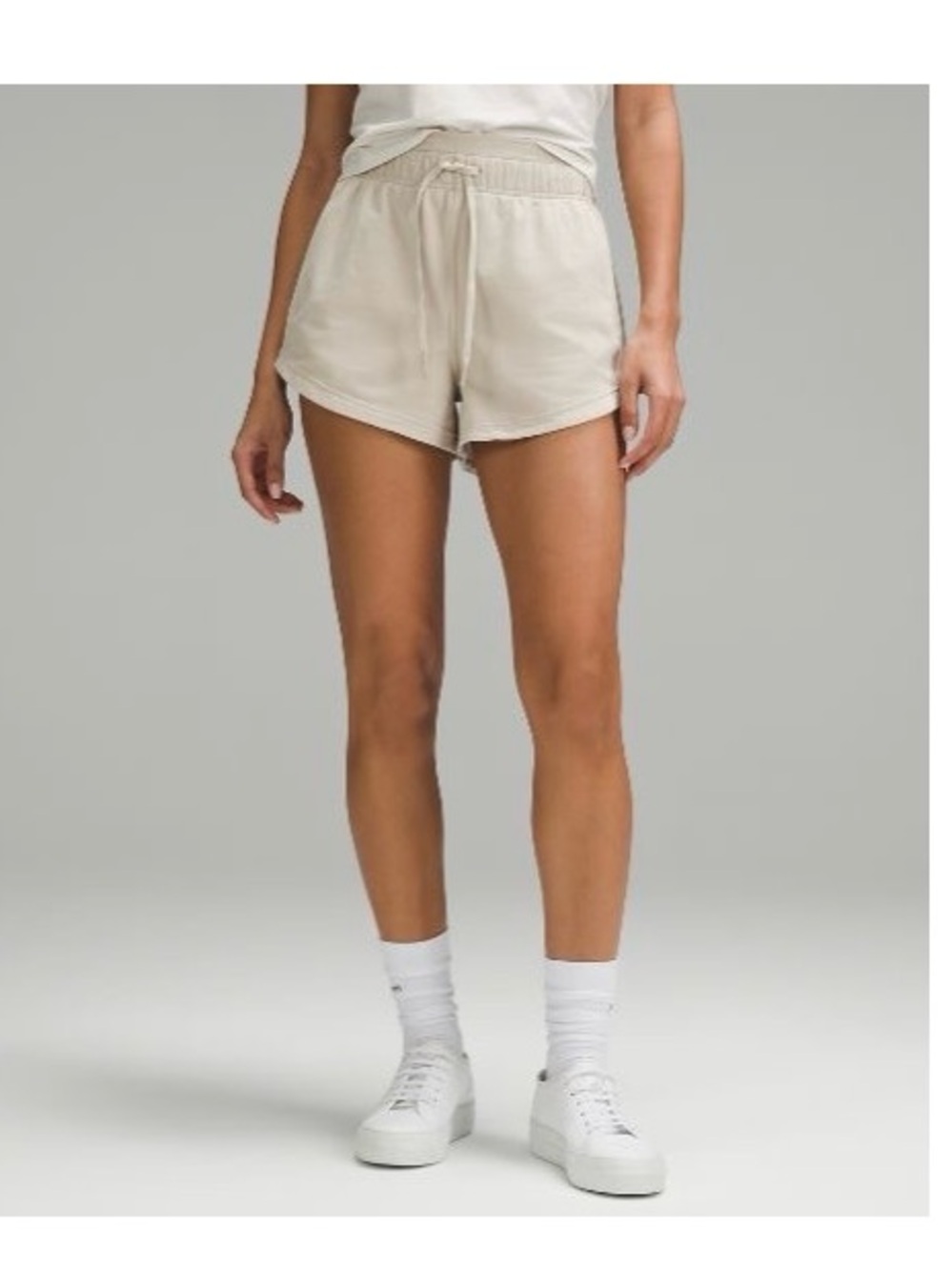 Inner Glow High-Rise Short 3”